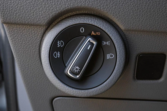 Volkswagen Caravelle - Afbeelding 25 van 30