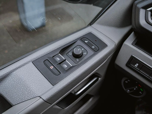 Volkswagen Caravelle - Afbeelding 24 van 30