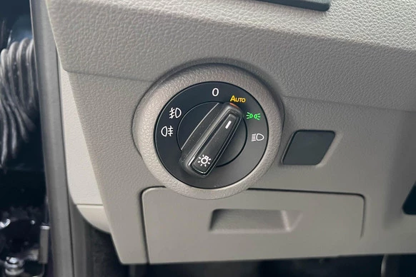 Volkswagen Caravelle - Afbeelding 9 van 30