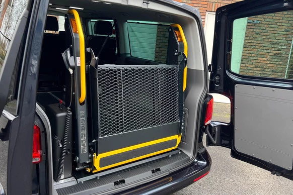 Volkswagen Caravelle - Afbeelding 24 van 30