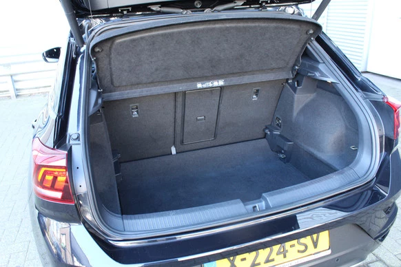 Volkswagen T-Roc - Afbeelding 23 van 30