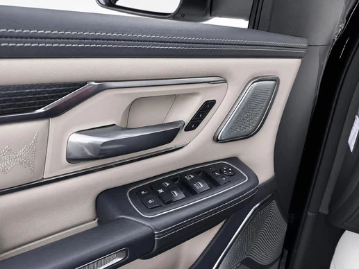 Dodge Ram 1500 - Afbeelding 27 van 30