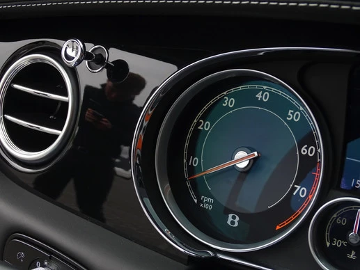 Bentley Continental GT - Afbeelding 17 van 30