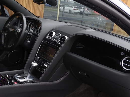 Bentley Continental GT - Afbeelding 19 van 30
