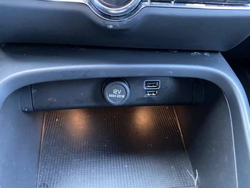 Volvo XC40 - Afbeelding 28 van 30