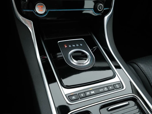 Jaguar XF - Afbeelding 13 van 30