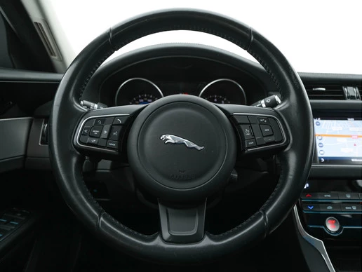 Jaguar XF - Afbeelding 17 van 30