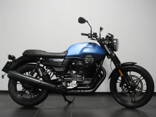 Moto Guzzi V7 - Afbeelding 1 van 8