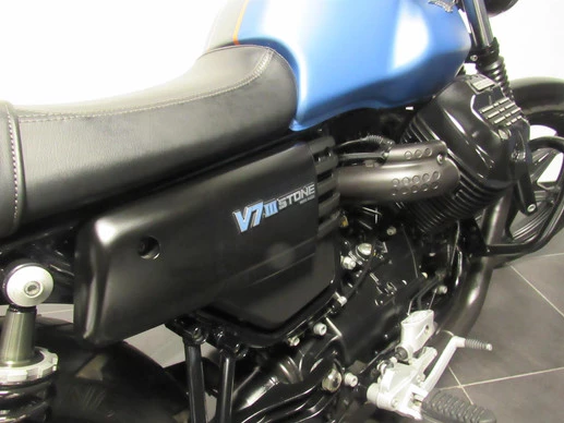 Moto Guzzi V7 - Afbeelding 8 van 8