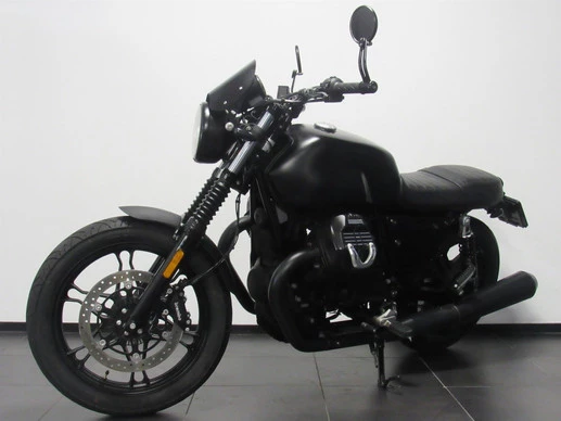 Moto Guzzi V7 - Afbeelding 3 van 7