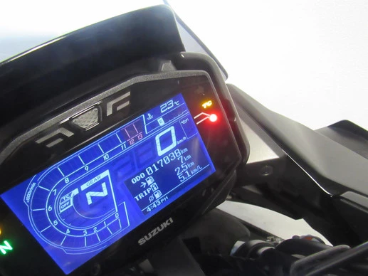 Suzuki GSX - Afbeelding 7 van 7