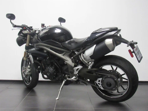 Triumph Speed Triple - Afbeelding 5 van 8