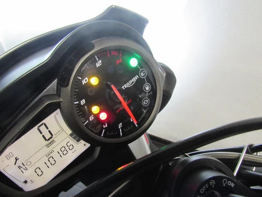 Triumph Street Triple - Afbeelding 7 van 7