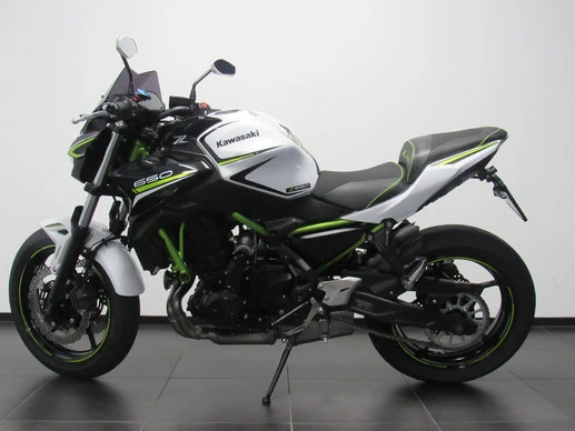 Kawasaki Z650 - Afbeelding 4 van 7