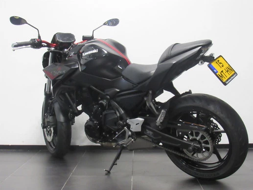 Kawasaki Z650 - Afbeelding 5 van 7