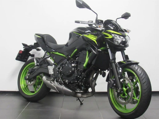 Kawasaki Z650 - Afbeelding 2 van 7