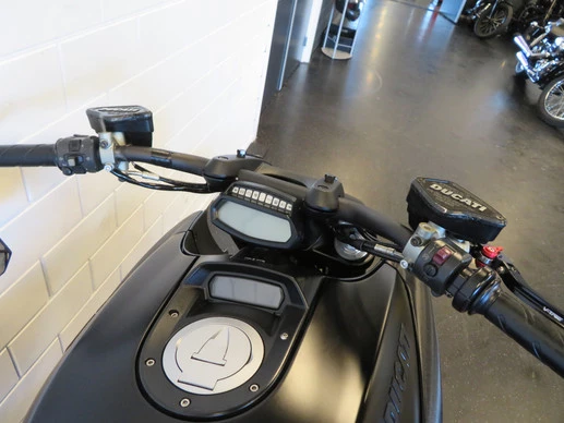 Ducati Diavel - Afbeelding 5 van 14
