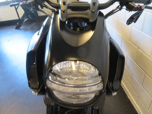 Ducati Diavel - Afbeelding 13 van 14