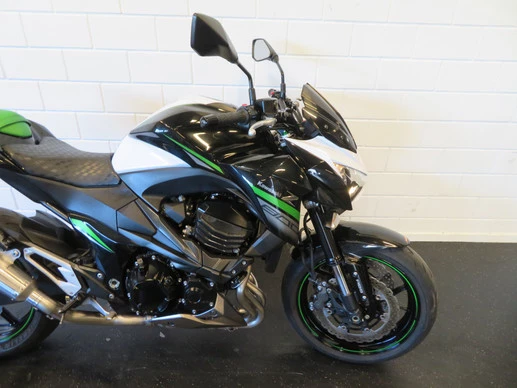 Kawasaki Z800 - Afbeelding 9 van 14
