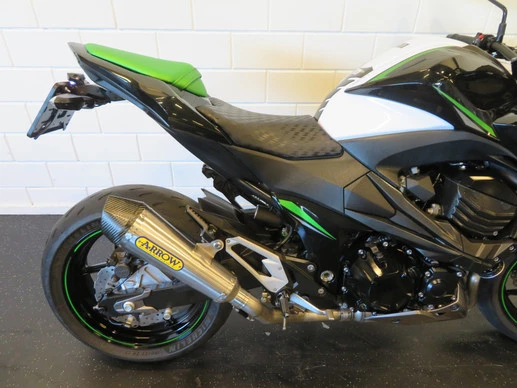 Kawasaki Z800 - Afbeelding 10 van 14