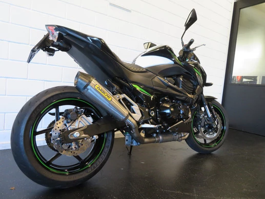 Kawasaki Z800 - Afbeelding 11 van 14