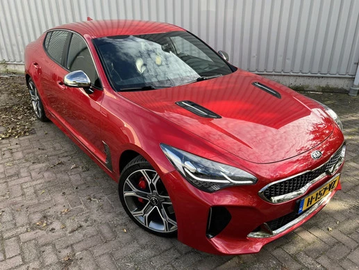 Kia Stinger - Afbeelding 2 van 19
