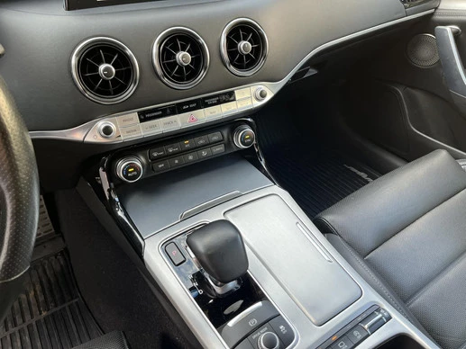 Kia Stinger - Afbeelding 12 van 19