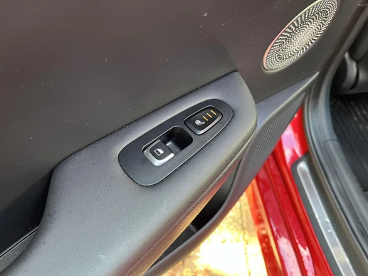 Kia Stinger - Afbeelding 16 van 19