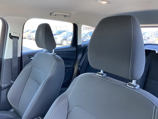 Ford Kuga - Afbeelding 13 van 30