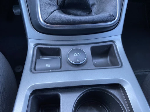 Ford Kuga - Afbeelding 25 van 30