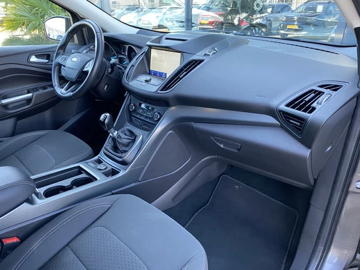 Ford Kuga - Afbeelding 29 van 30