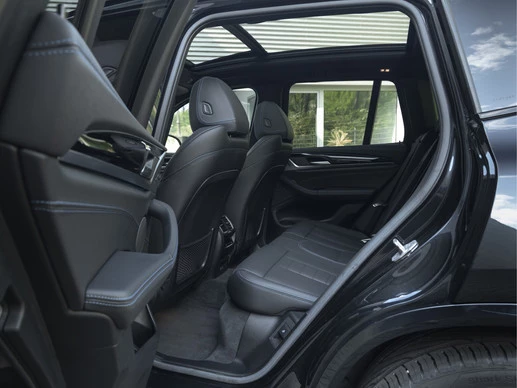 BMW iX3 - Afbeelding 23 van 30