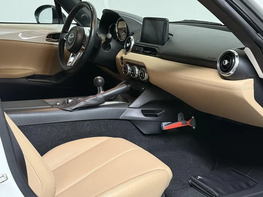 Mazda MX-5 - Afbeelding 11 van 30