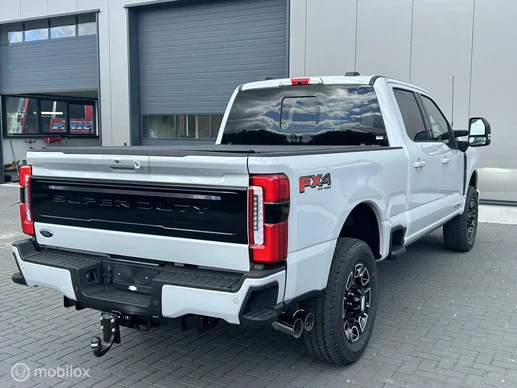 Ford F-350 - Afbeelding 13 van 30