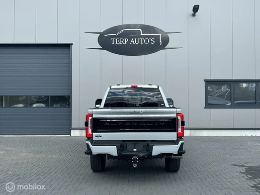 Ford F-350 - Afbeelding 17 van 30