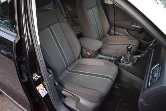 Volkswagen T-Roc - Afbeelding 6 van 30