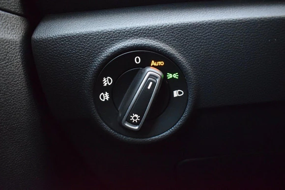 Volkswagen T-Roc - Afbeelding 11 van 30