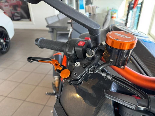KTM 1290 - Afbeelding 6 van 17