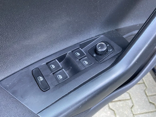 Volkswagen Polo - Afbeelding 16 van 30
