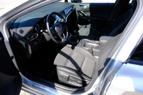 Opel Astra - Afbeelding 2 van 30