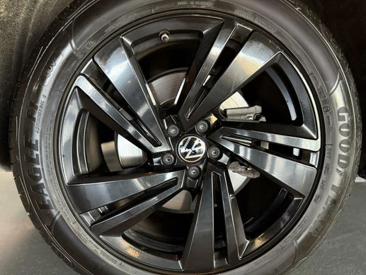 Volkswagen Touareg - Afbeelding 18 van 30