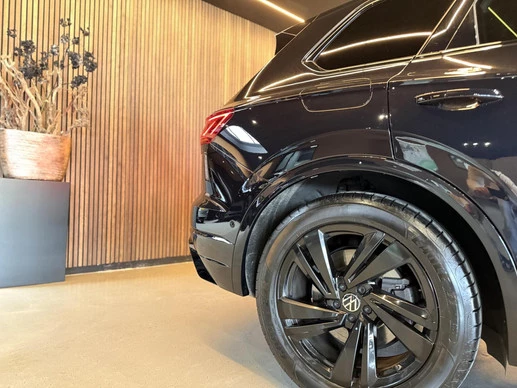 Volkswagen Touareg - Afbeelding 25 van 30