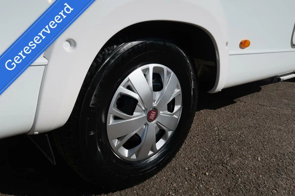 Bürstner T690 | DAKAIRCO | TV- SCHOTEL | ! NIEUWSTAAT ! - Afbeelding 3 van 29