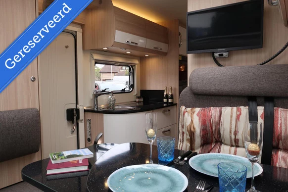 Bürstner T690 | DAKAIRCO | TV- SCHOTEL | ! NIEUWSTAAT ! - Afbeelding 13 van 29