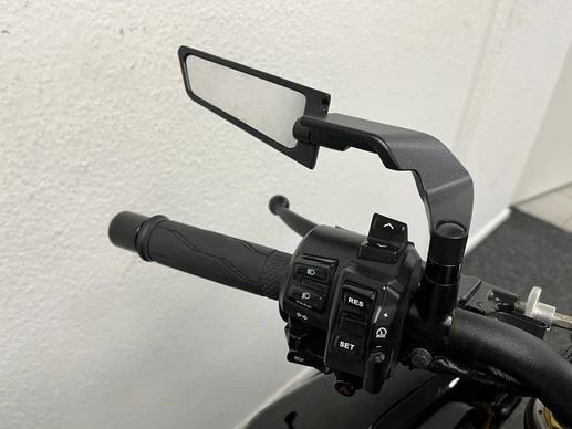 Yamaha MT 10 - Afbeelding 8 van 11