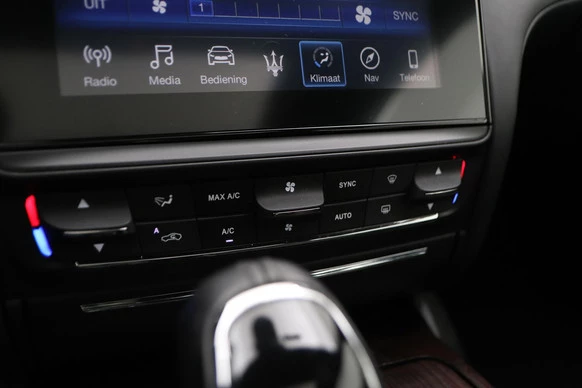 Maserati Quattroporte - Afbeelding 28 van 30