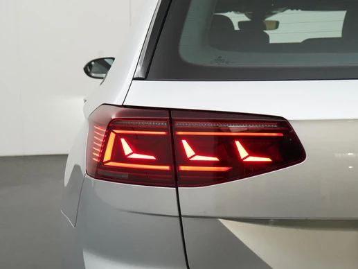 Volkswagen Passat - Afbeelding 25 van 30