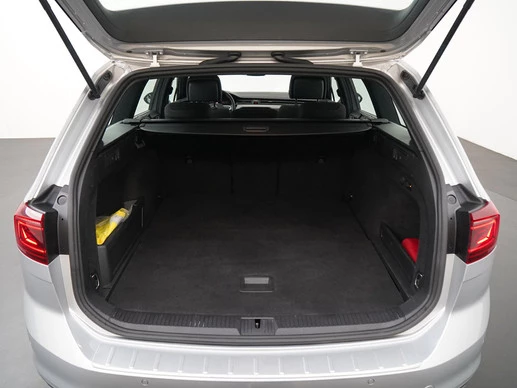 Volkswagen Passat - Afbeelding 26 van 30