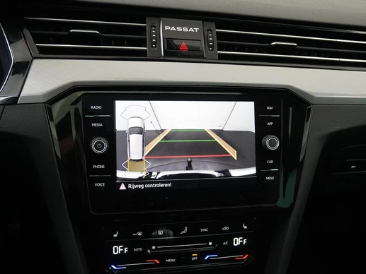 Volkswagen Passat - Afbeelding 19 van 30