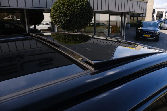 Bentley Bentayga - Afbeelding 7 van 30